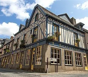Du Cheval Blanc Châteaugiron